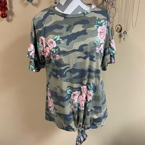 Now n Forever. Medium. Camo. Light fit.